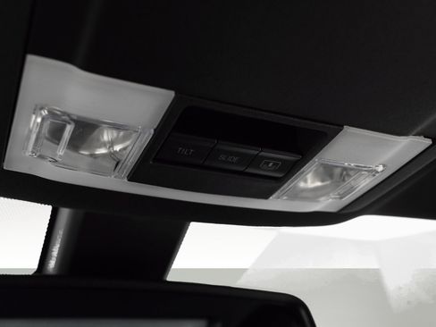 Used 2019 Ford Explorer Platinum image 35