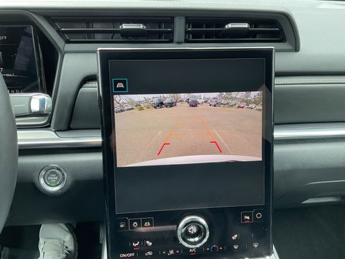 Used 2026 GMC Terrain Elevation AWD/4WD image 31