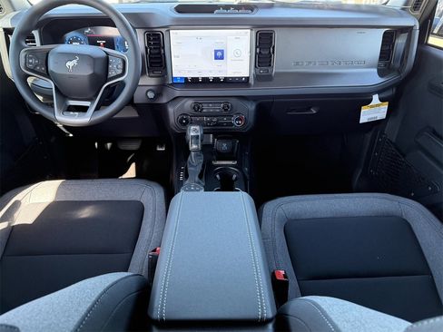 New 2025 Ford Bronco image 34