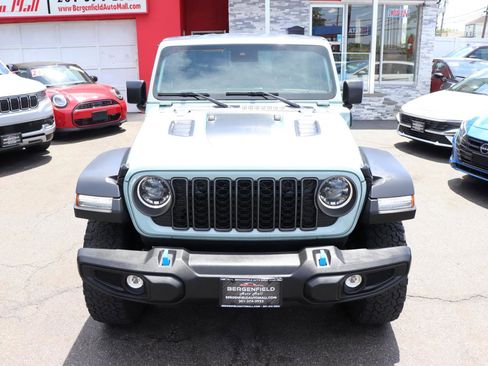 Used 2024 Jeep Wrangler Unlimited Rubicon 4xe AWD/4WD image 9