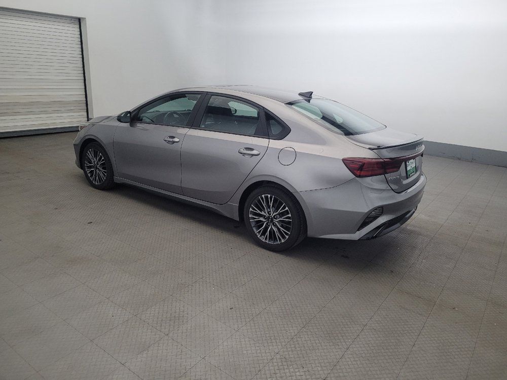 Used 2023 Kia Forte GT-Line w/ GT-Line Premium Package FWD image 3