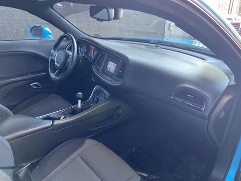 Used 2015 Dodge Challenger R/T w/ Quick Order Package 22B R/T RWD image 22