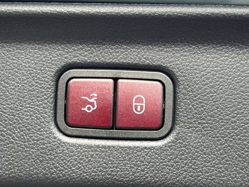 New 2026 Mercedes-Benz S 500 4MATIC image 25