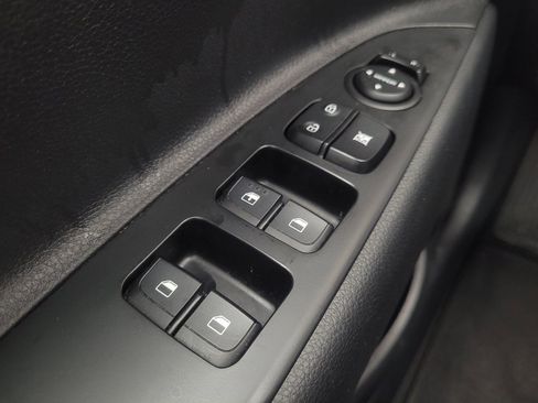 Used 2022 Kia Rio S FWD image 27