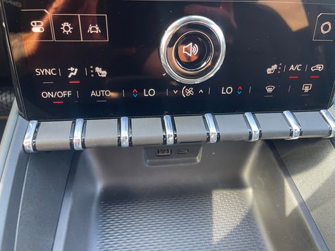 New 2026 GMC Terrain AT4 image 14