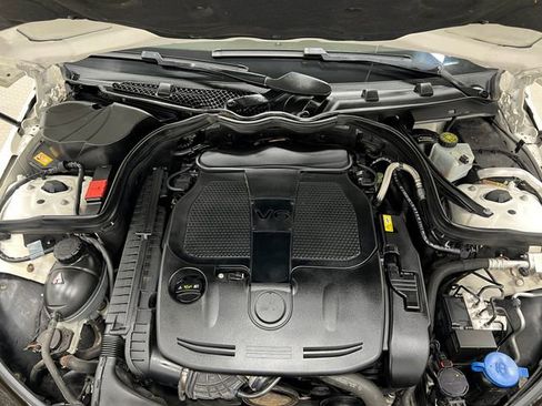 Used 2013 Mercedes-Benz C 300 4MATIC Sedan image 28