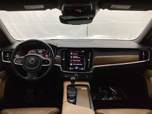 Used 2018 Volvo S90 T6 Inscription image 26