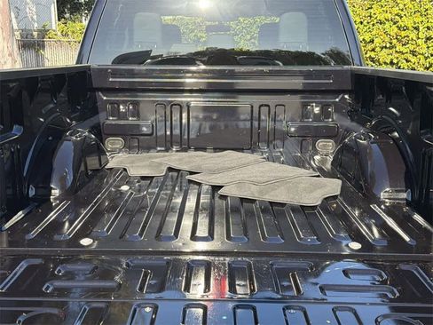 Used 2024 Ford F150 XLT image 29