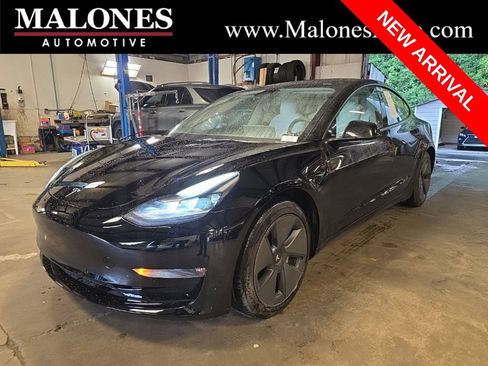 Used 2022 Tesla Model 3 Long Range AWD/4WD image 1