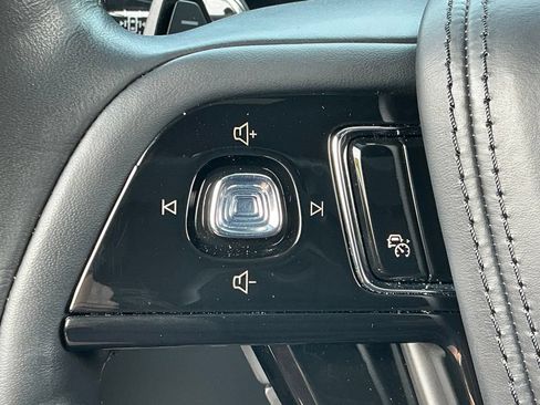Used 2023 Lincoln Aviator Reserve w/ Equipment Group 201A RWD image 27