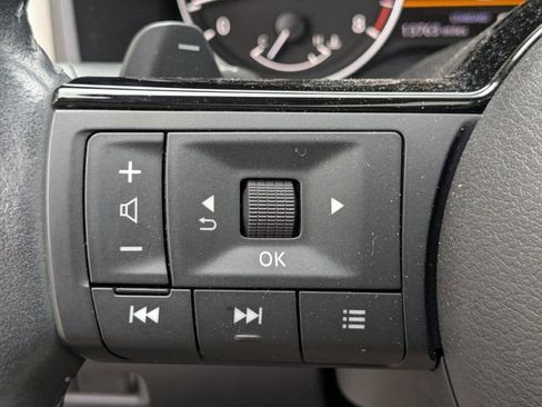 Used 2023 Nissan Rogue SL w/ SL Premium Package FWD image 21