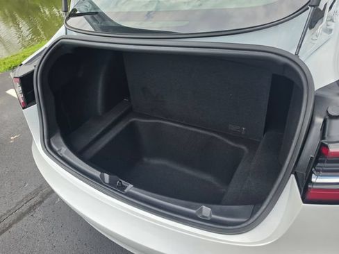 Used 2020 Tesla Model 3 Standard Range Plus RWD image 42