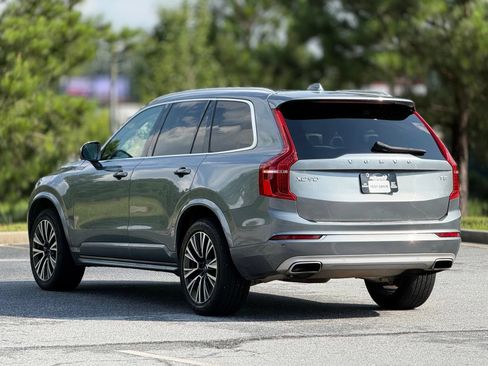 Used 2020 Volvo XC90 T5 Momentum w/ Protection Package FWD image 10