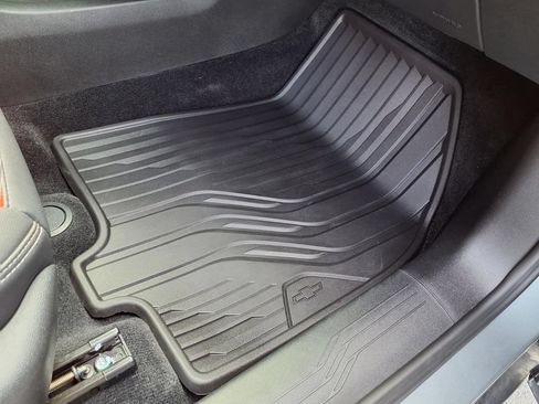 Used 2025 Chevrolet Equinox EV RS w/ Convenience Package II FWD image 27