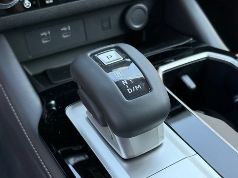 New 2026 Mitsubishi Outlander SEL FWD image 31