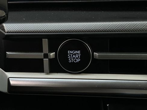 Used 2025 Hyundai Santa Fe SEL image 27