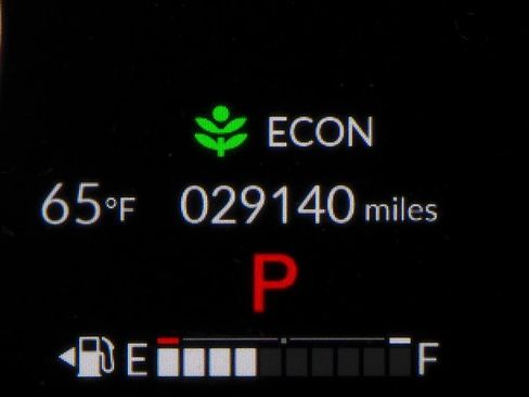 Used 2023 Honda CR-V Sport image 32