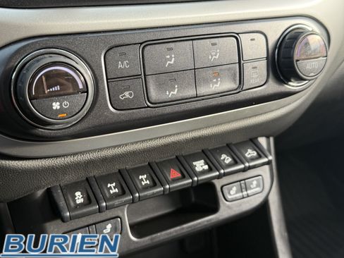 Used 2021 Chevrolet Colorado ZR2 w/ Colorado ZR2 Bison Edition image 14