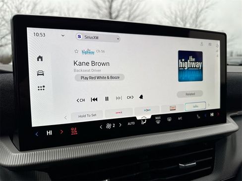 New 2026 Ford Explorer ST-Line w/ ST-Line Street Pack image 14