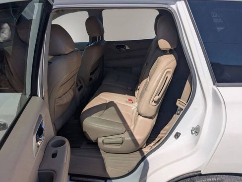 Used 2013 Nissan Pathfinder SL FWD image 28