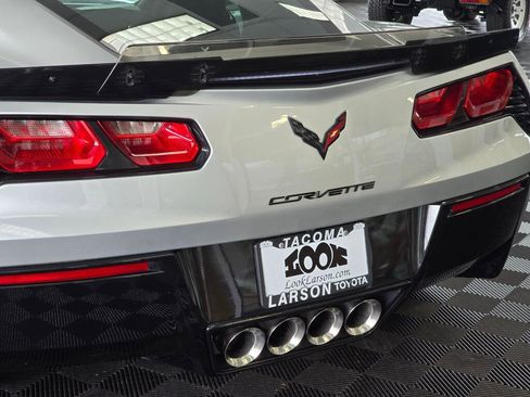 Used 2017 Chevrolet Corvette Stingray Coupe w/ Carbon Flash Badge Package RWD image 13