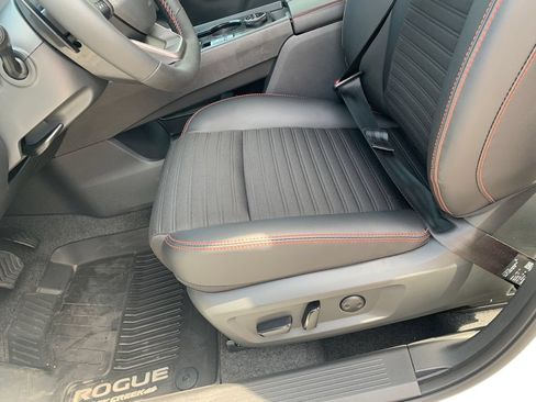 New 2026 Nissan Rogue SV AWD/4WD image 20