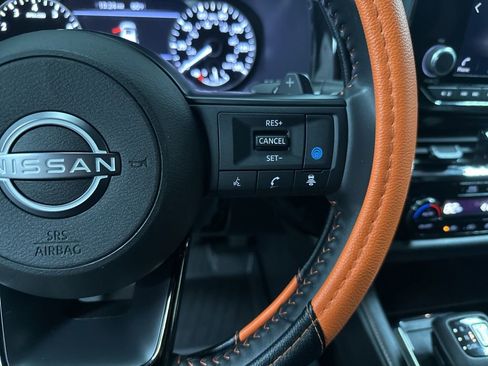 Used 2025 Nissan Pathfinder Rock Creek image 16