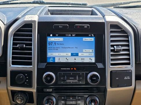 Used 2016 Ford F150 Lariat w/ Equipment Group 502A Luxury AWD/4WD image 21