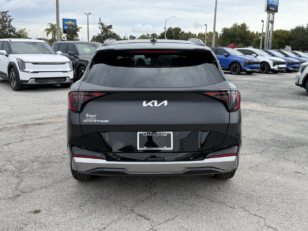 New 2026 Kia Sportage SX FWD image 5