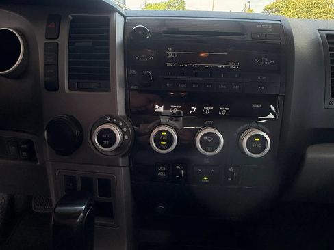 Used 2013 Toyota Sequoia SR5 w/ Premium Pkg RWD image 14