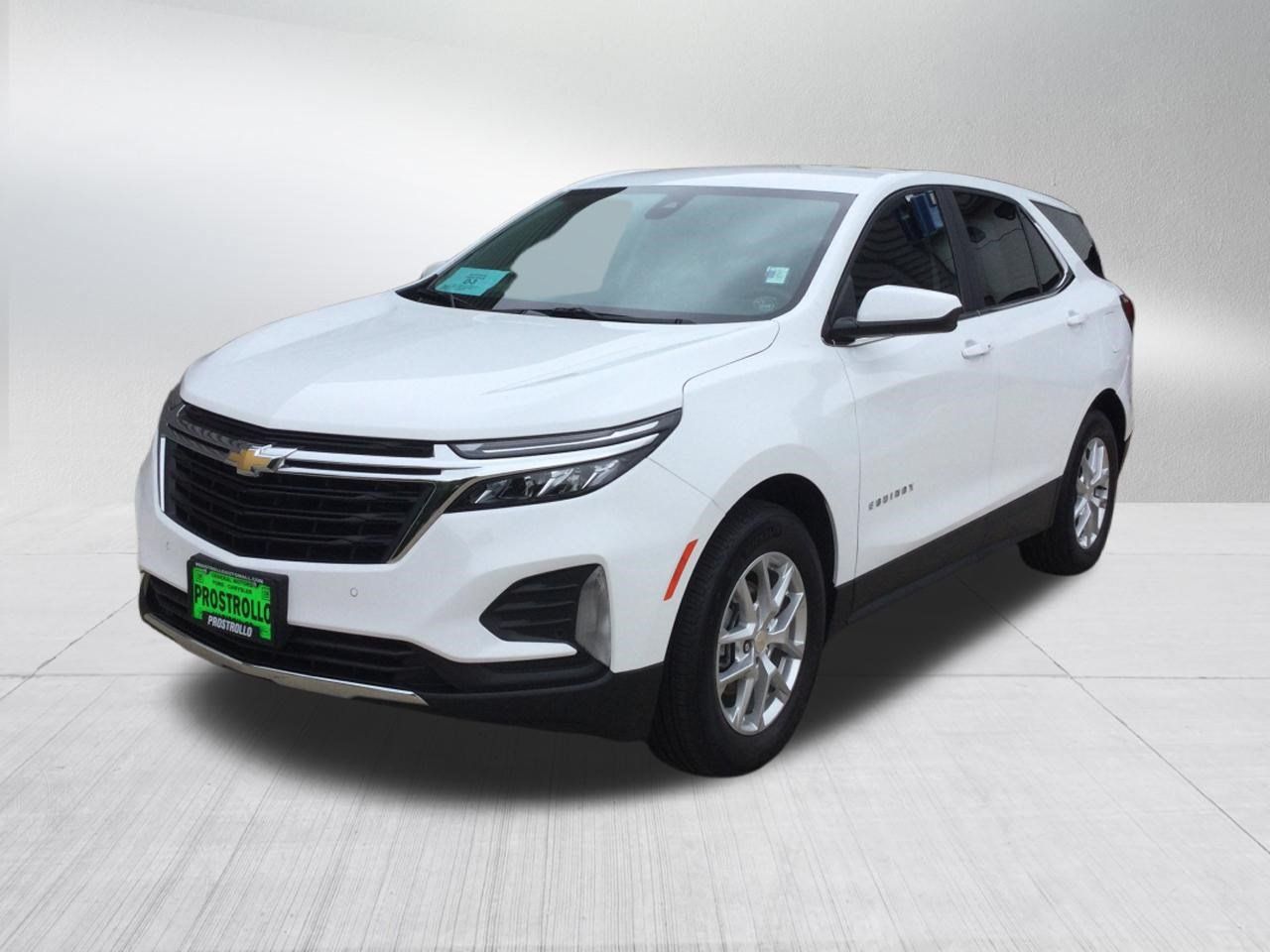 Used 2024 Chevrolet Equinox LT FWD image 2