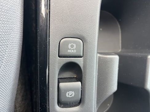 Used 2025 Toyota Corolla SE image 22