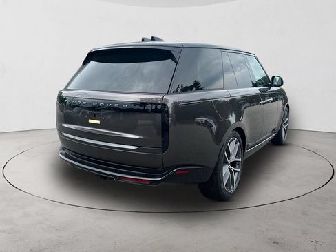 New 2026 Land Rover Range Rover SE AWD/4WD image 5