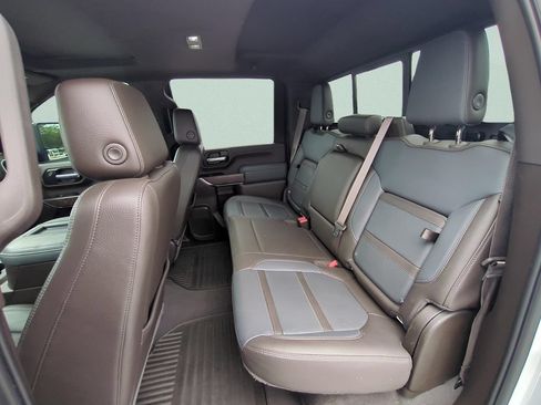 Used 2022 GMC Sierra 2500 Denali AWD/4WD image 10