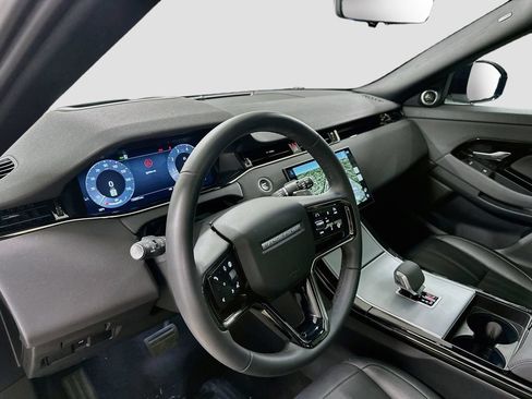 Certified 2025 Land Rover Range Rover Evoque S AWD/4WD image 4