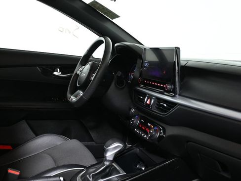 Used 2023 Kia Forte GT-Line FWD image 8