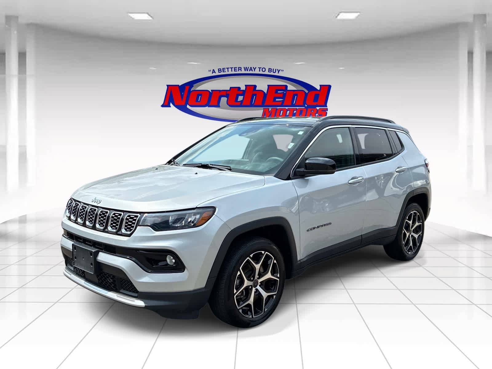 Used 2025 Jeep Compass Limited AWD/4WD image 3
