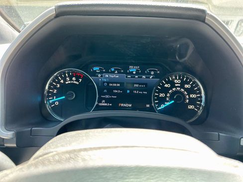 Used 2019 Ford F150 Lariat AWD/4WD image 37