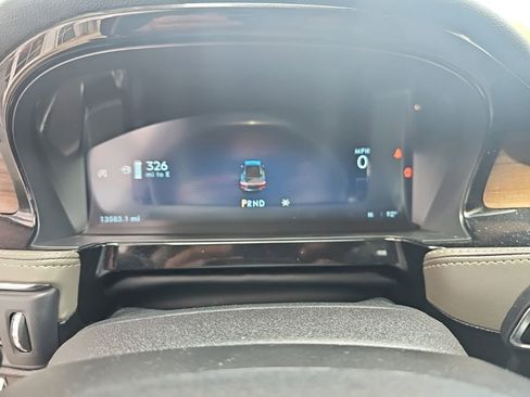 Used 2025 Lincoln Corsair Reserve FWD image 14