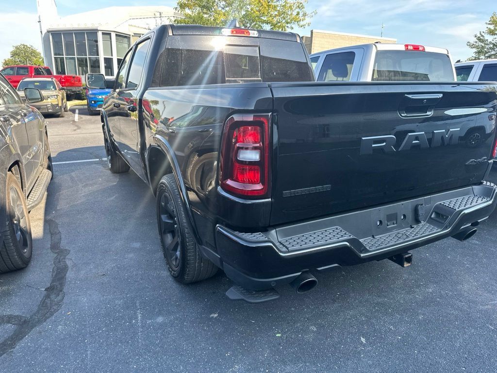 Used 2025 RAM 1500 Big Horn AWD/4WD image 2