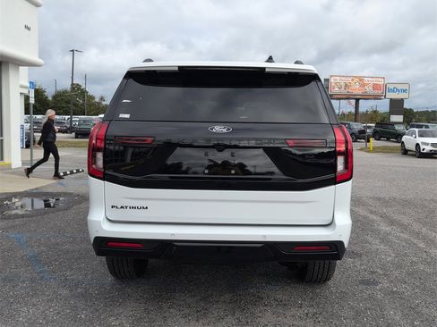 New 2025 Ford Expedition Platinum w/ Stealth Performance Package image 7