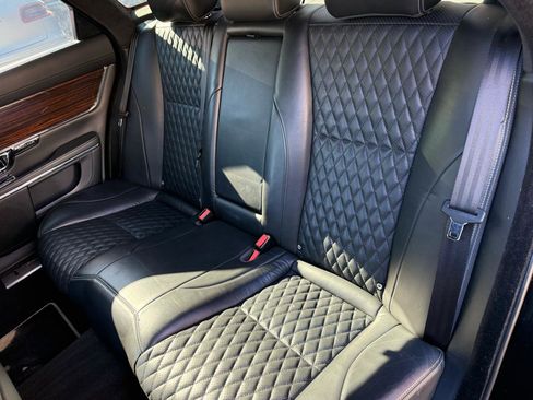 Used 2016 Jaguar XJ L Portfolio image 7