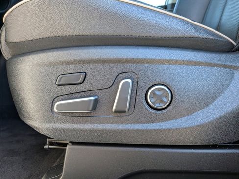 Used 2023 Hyundai Palisade Limited w/ Cargo Package image 13