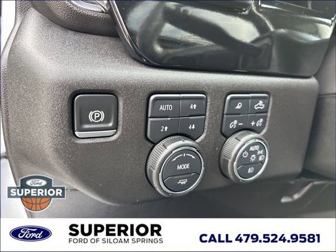 Used 2025 Chevrolet Silverado 3500 LTZ w/ LTZ Convenience Package AWD/4WD image 28