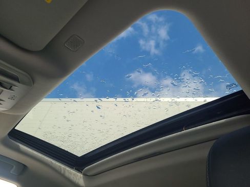 Used 2020 Toyota Highlander Limited image 29