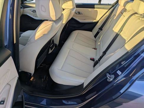 Used 2023 BMW 330i Sedan w/ Convenience Package image 19