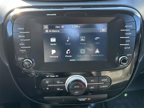 Used 2018 Kia Soul ! image 18