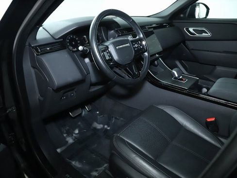 Certified 2025 Land Rover Range Rover Velar Dynamic SE image 16