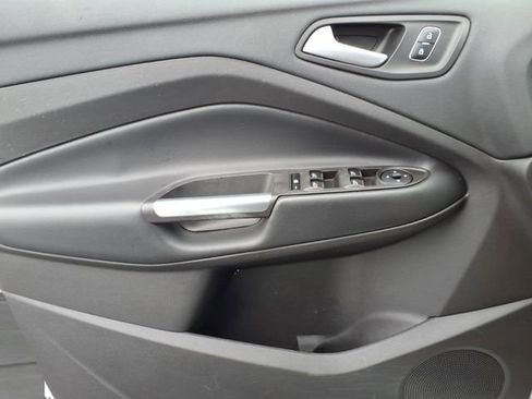 Used 2019 Ford Escape SE AWD/4WD image 16