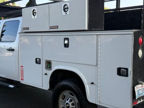 Used 2011 Chevrolet Silverado 2500 W/T image 19